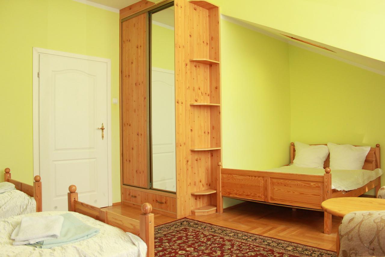 Palac W Nosowie Nosowo Экстерьер фото